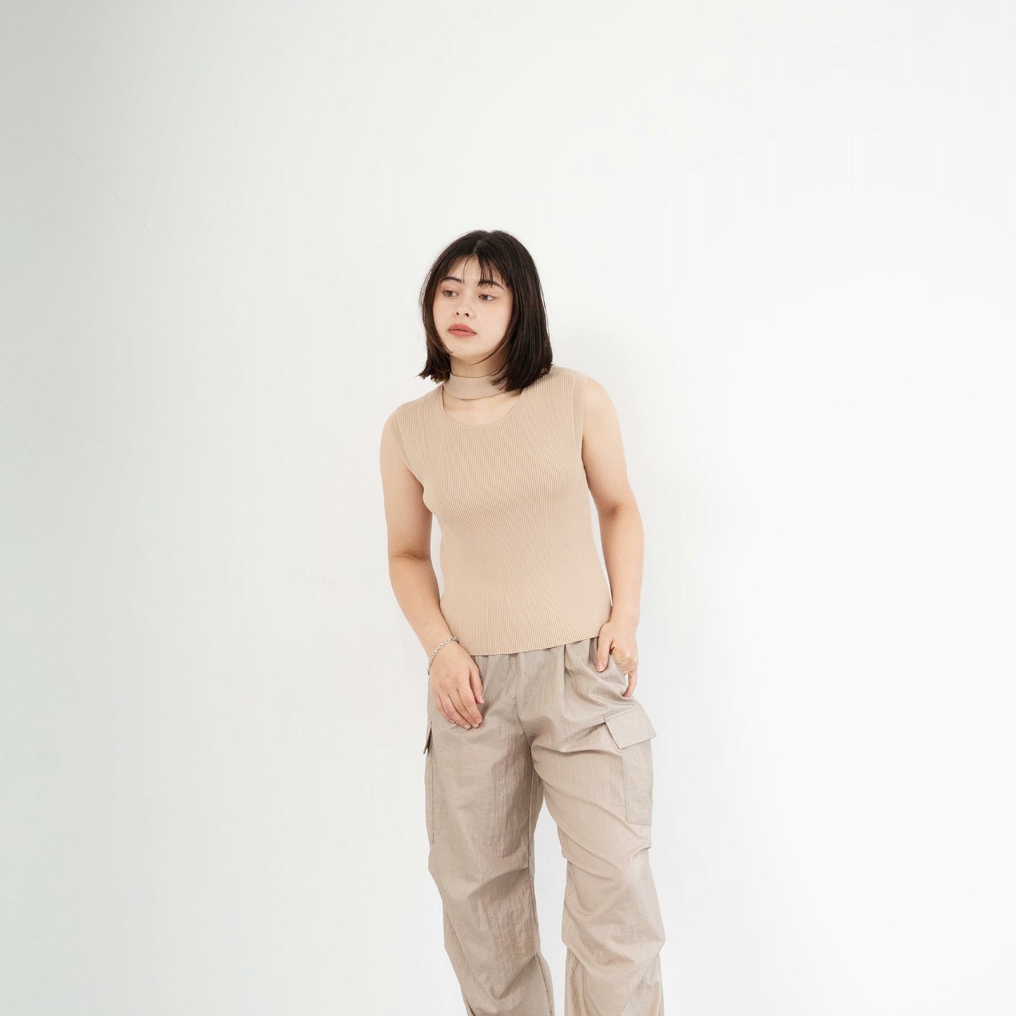 16G chain neck ribbed sleeveless pullover knitted top