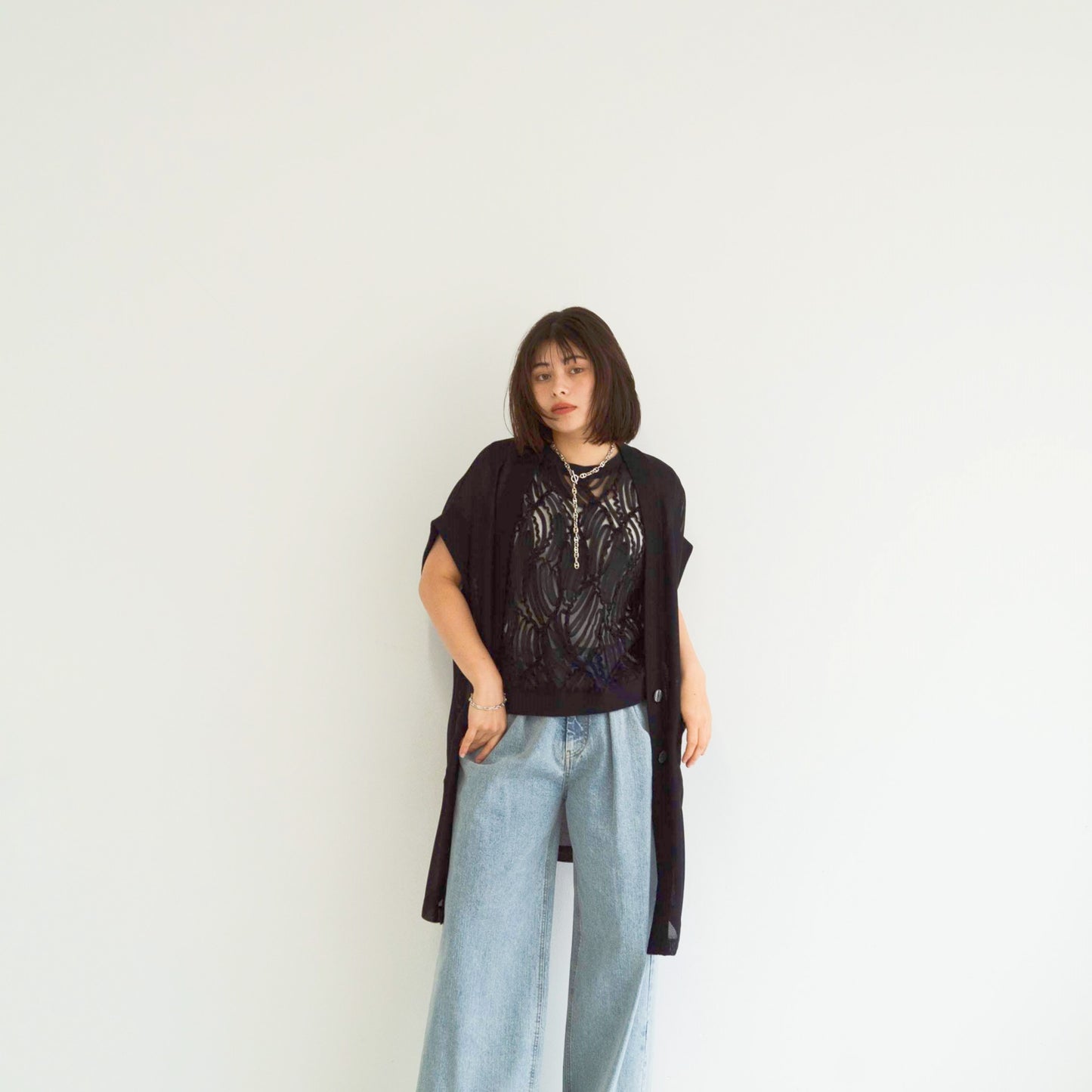 full-knit mesh sleeveless cardigan vest