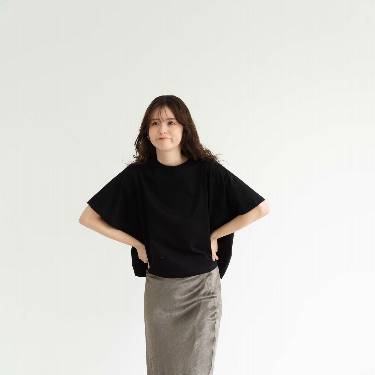 Compression casual oversized pullover T-shirt.