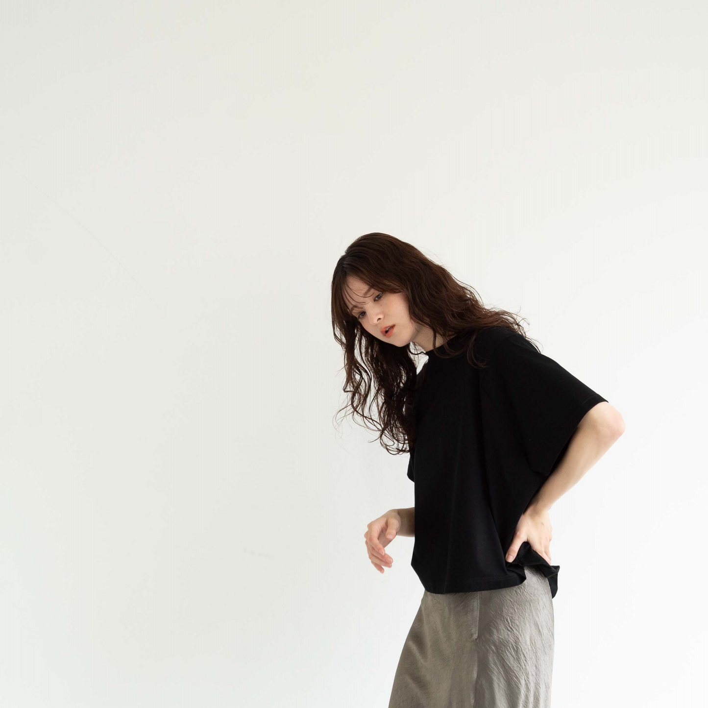Compression casual oversized pullover T-shirt.
