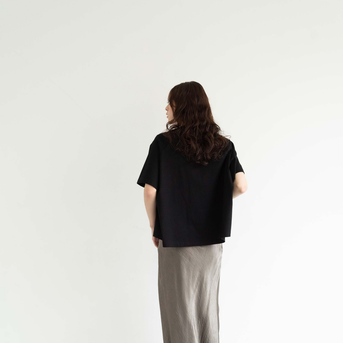 Compression casual oversized pullover T-shirt.