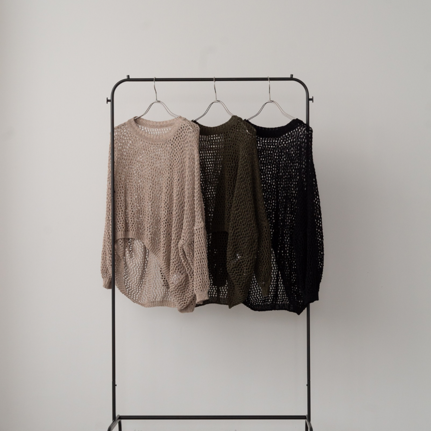 TUMUGI yarn and combed cotton mesh knitted wide pullover
