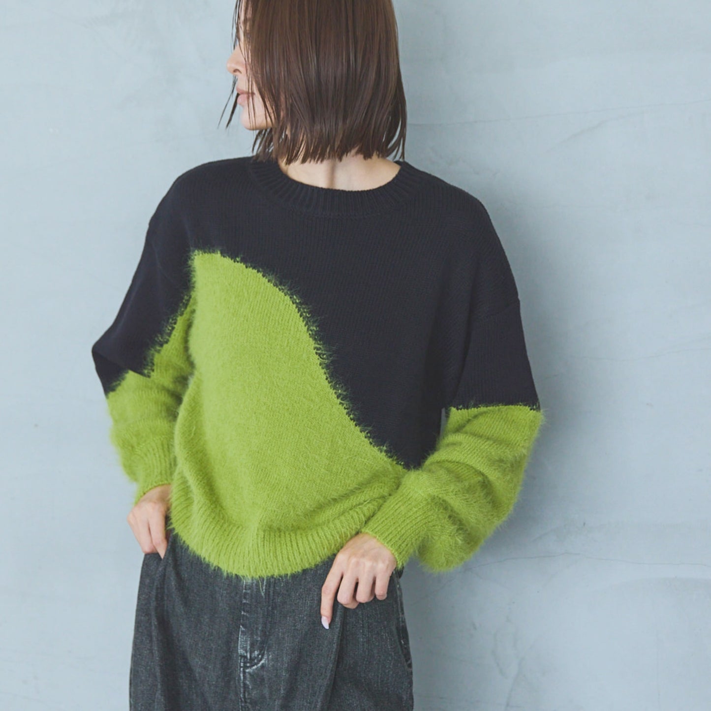5-Gauge Knit Pullover in Feather-Yarn