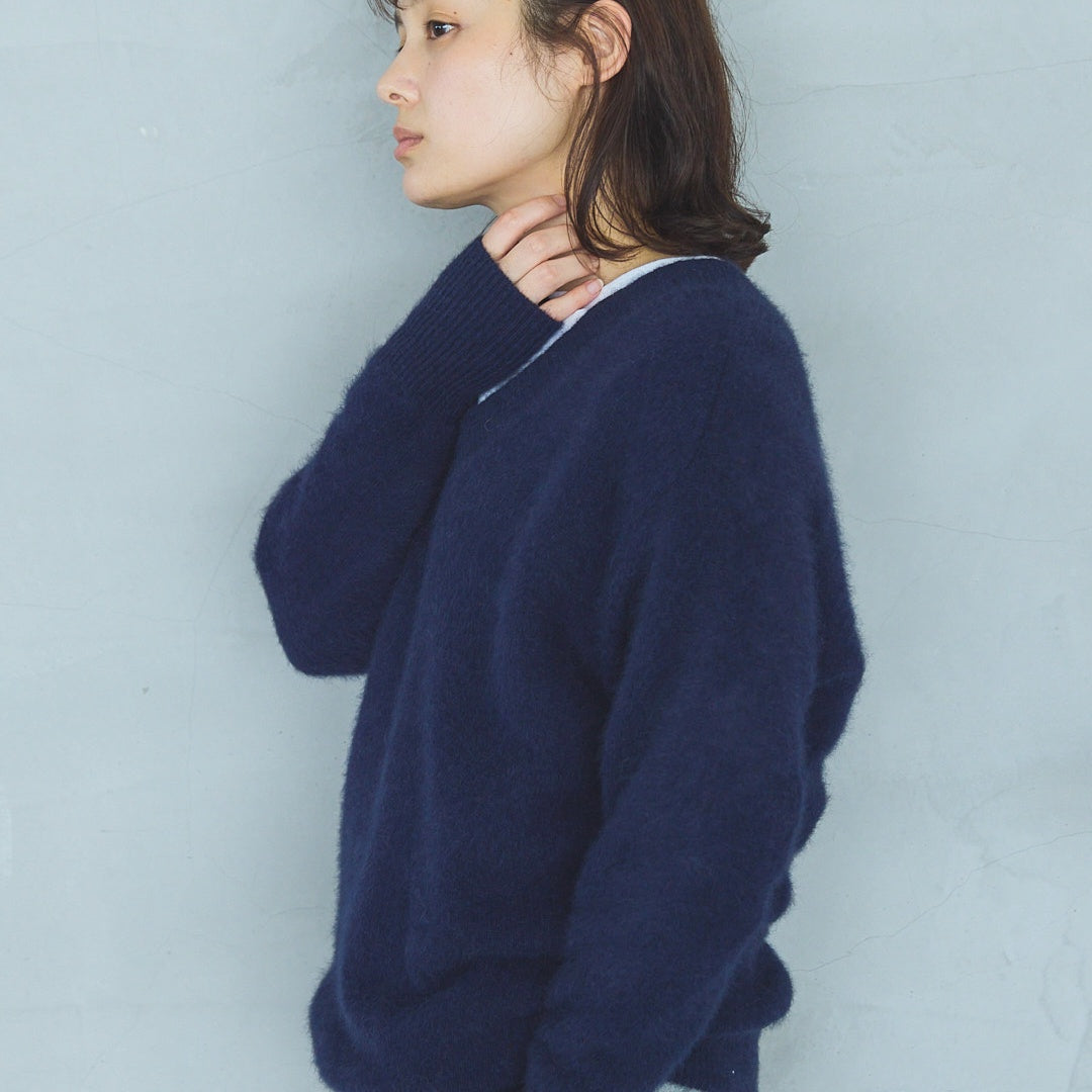 7-Gauge Raccoon Blend V-Neck Tunic Knit