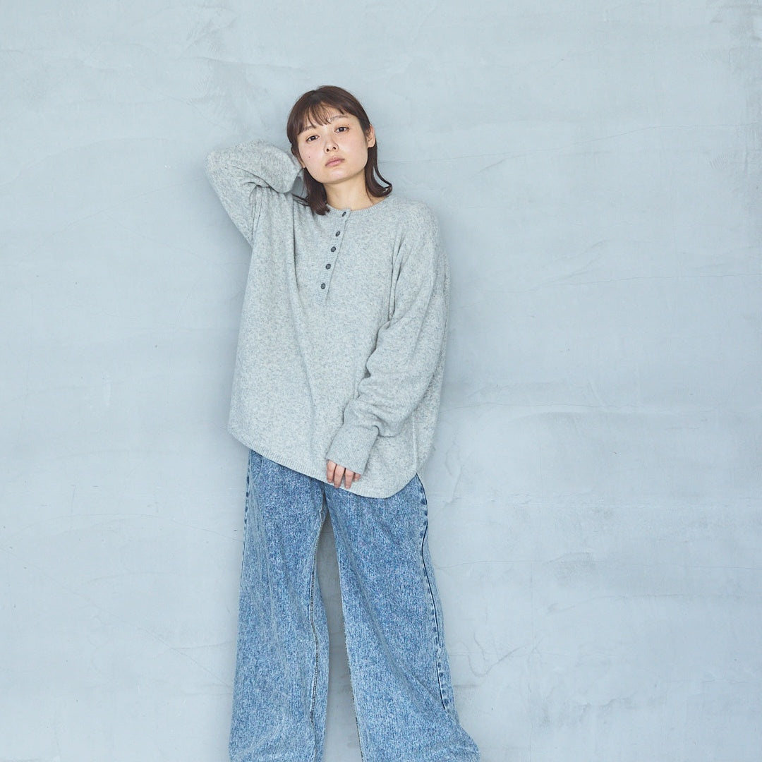 Henley Neck Pullover FOX VELVET