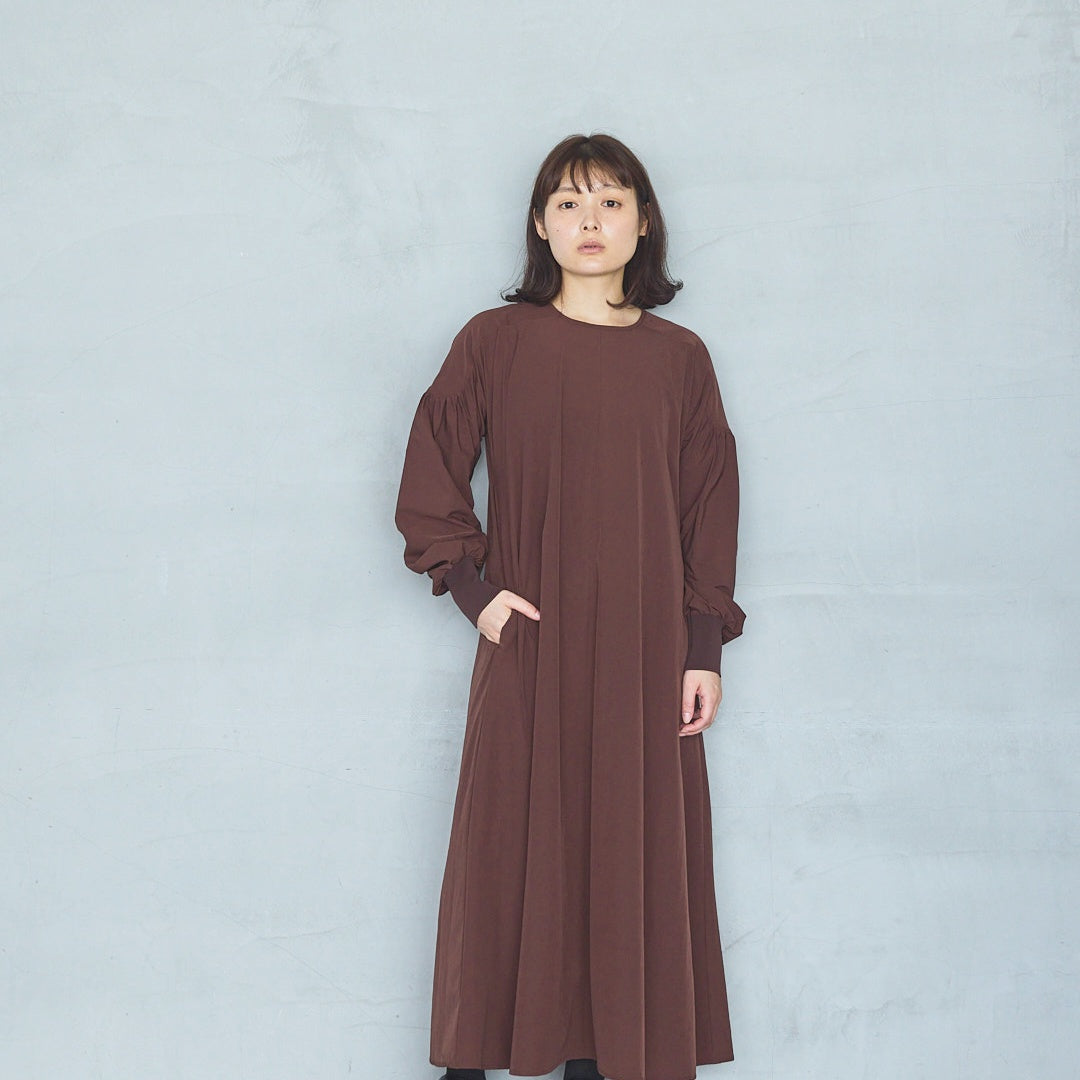 4-Way Stretch Curved Sleeve Onepiece