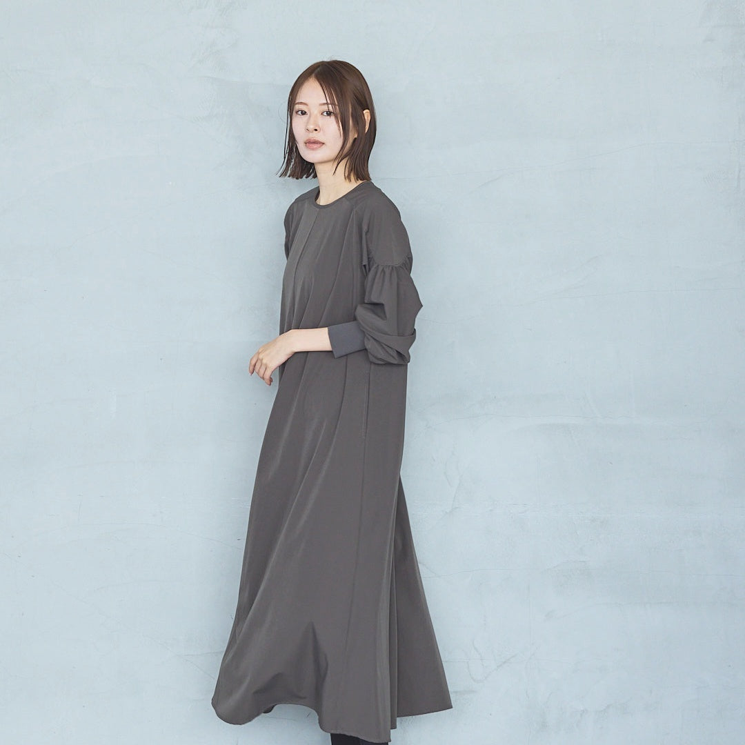 4-Way Stretch Curved Sleeve Onepiece