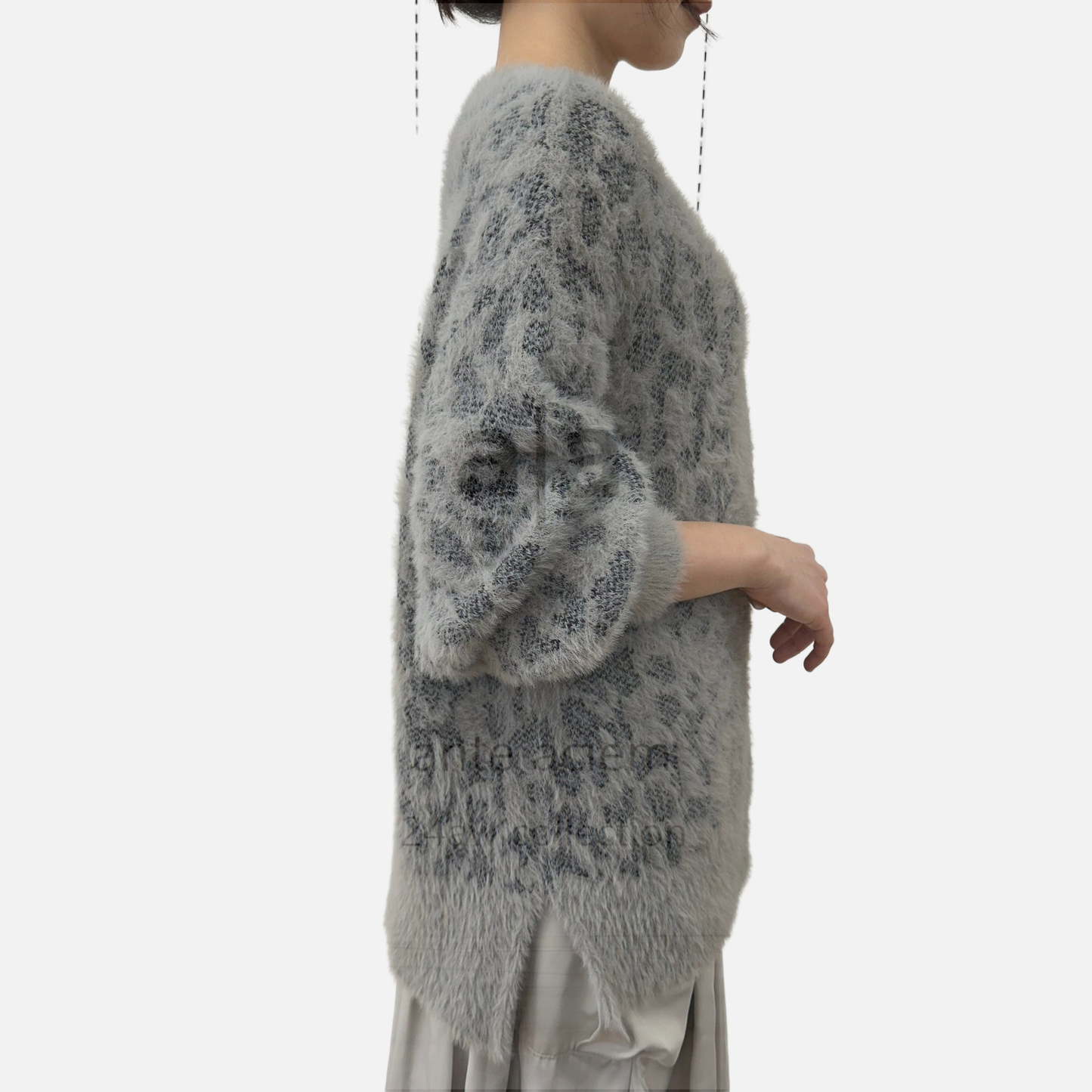 7G Animal Jacquard Shaggy Cut Cardigan