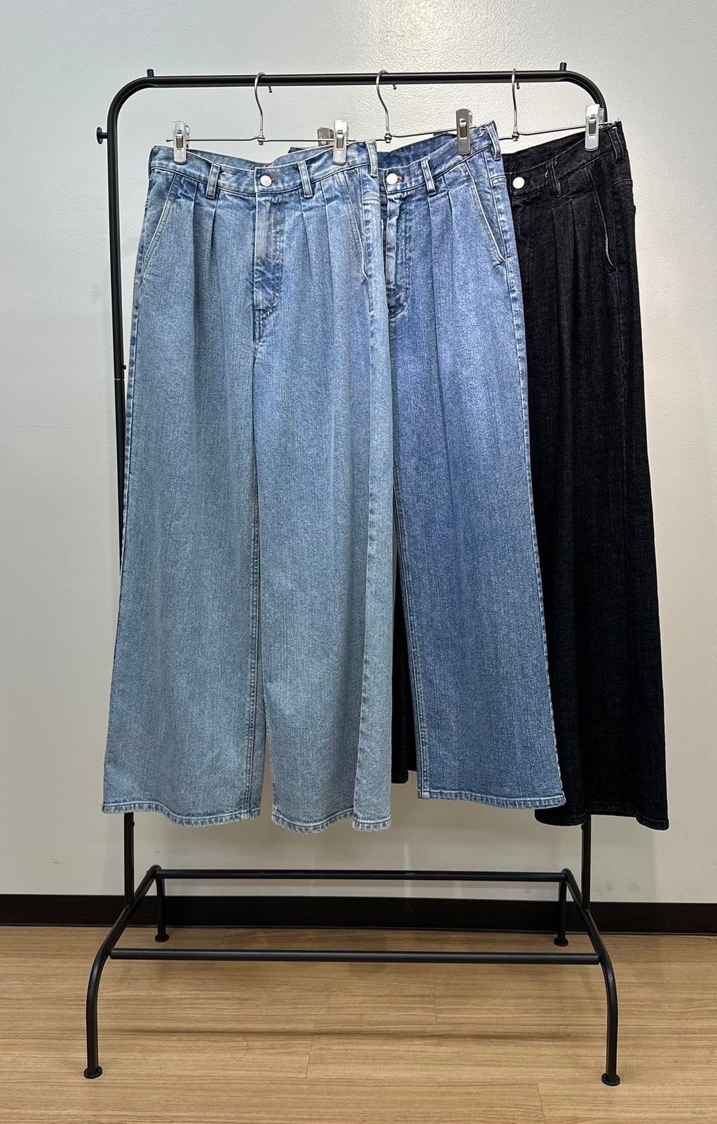 Celana longgar berbahan denim KAIHARA