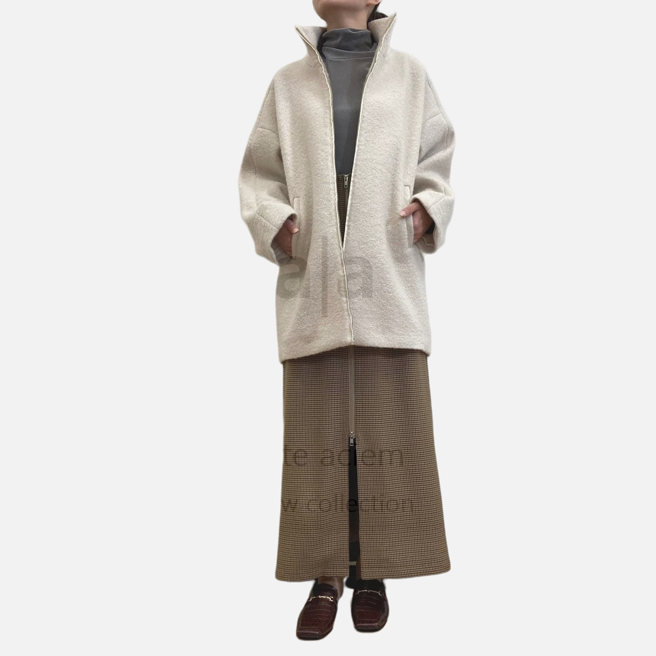 WOOLLET Loop Stand Collar Coat