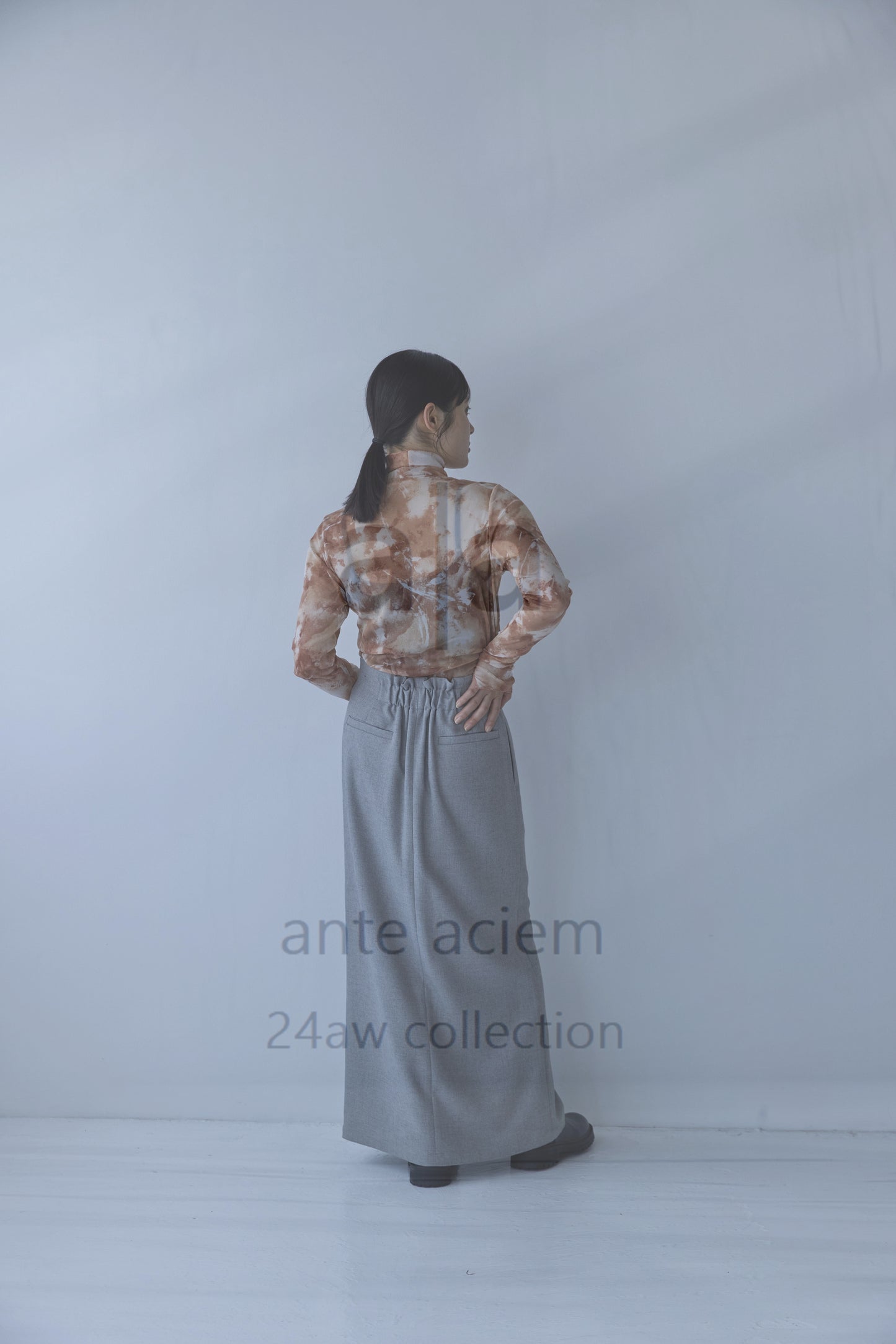 Soft Tulle Marble Print Pullover-24AW