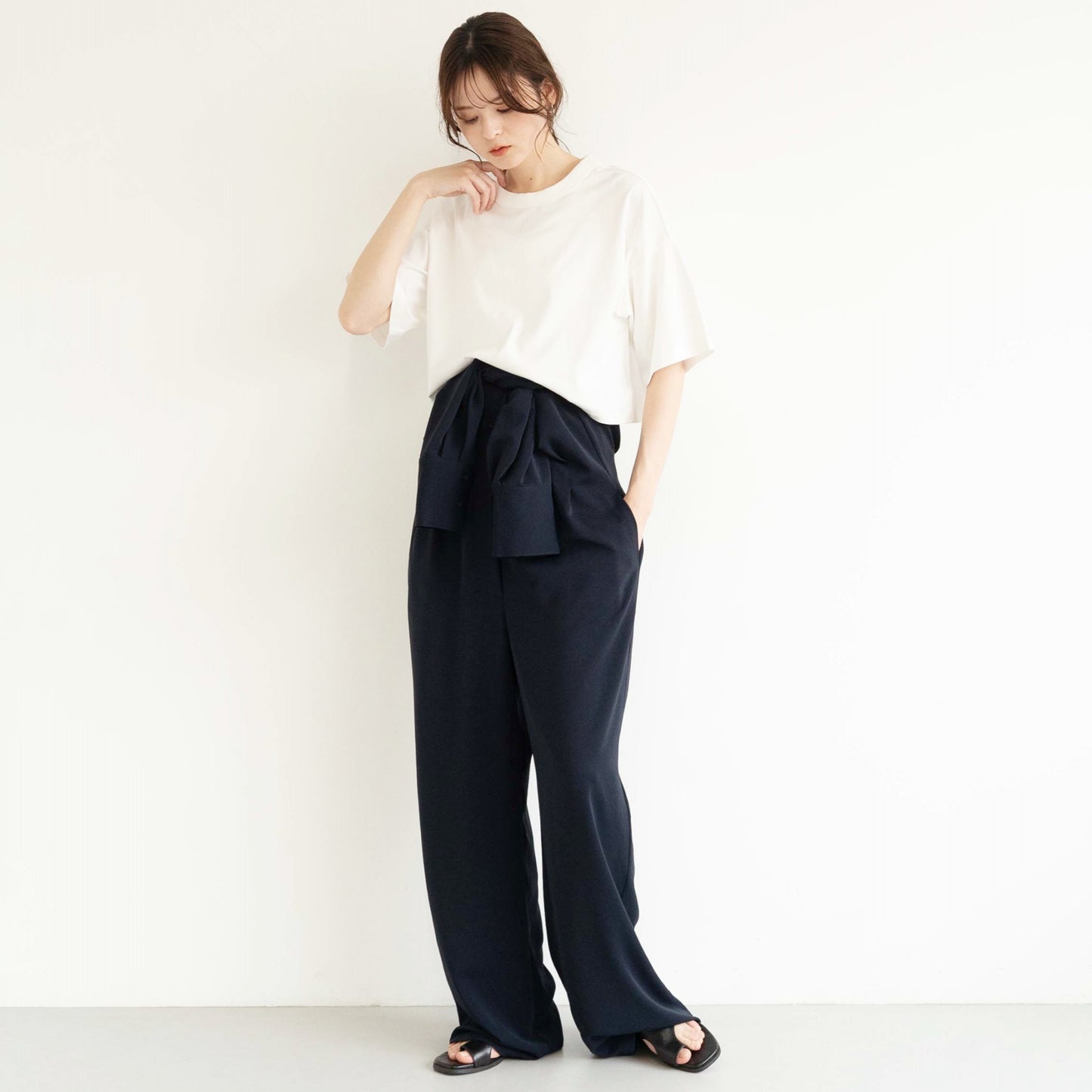 Waist-cinching jumpsuit