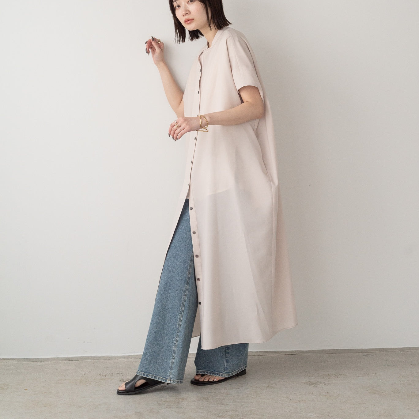 Linen like polyester wide BL OP