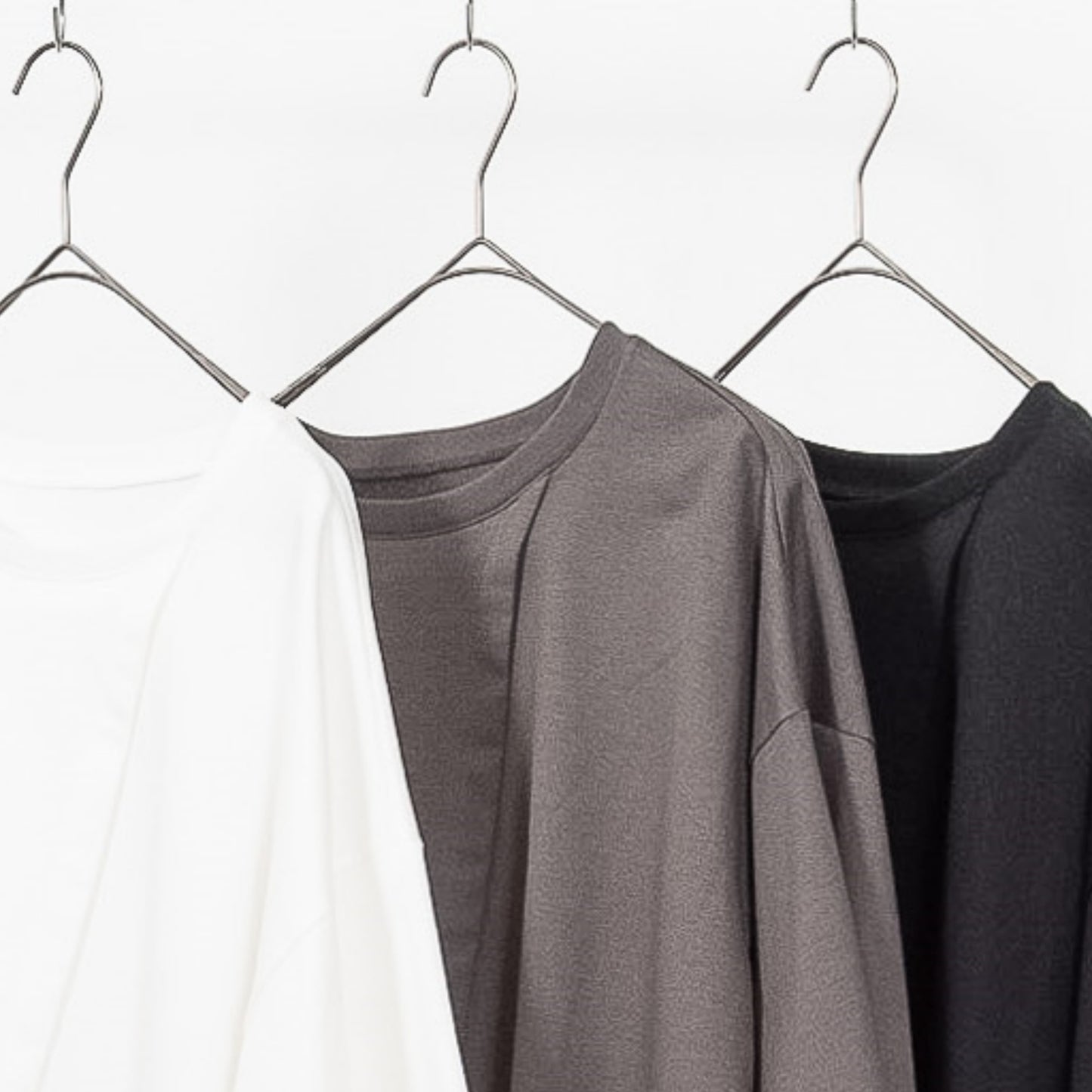 Compression casual oversized pullover T-shirt.