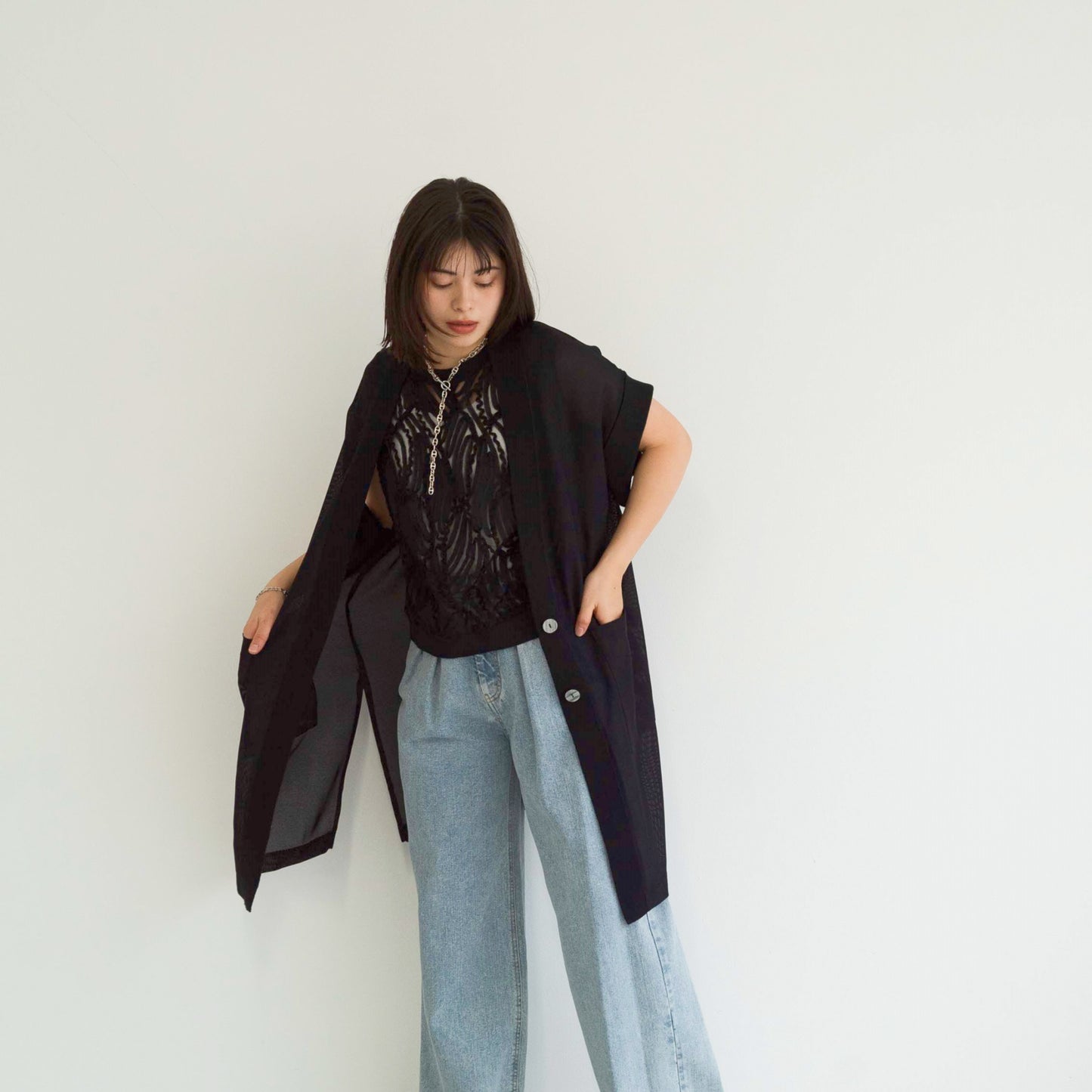 Feather-shape Lace Panel Pullover Vest